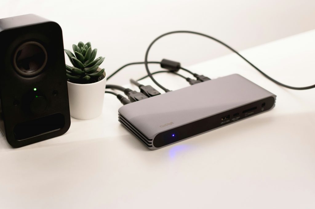 Warum eine USB-C Docking Station fürs Homeoffice unverzichtbar ist